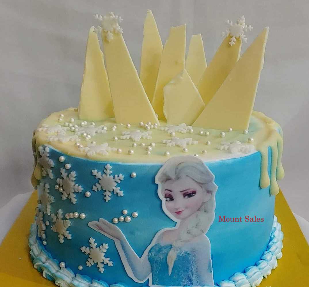 Premium RED N White Velvet Cake